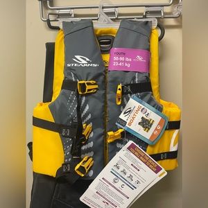 Stern Youth Lifejacket *NWT* For kids up to 90lbs